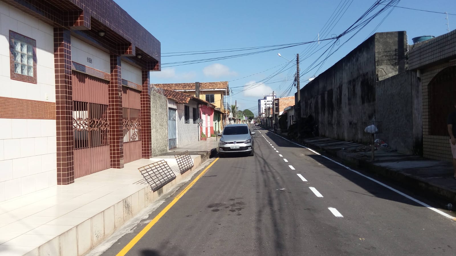 Fachada pela rua